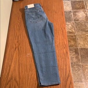 NWT American eagle mom jeans size 12 regular